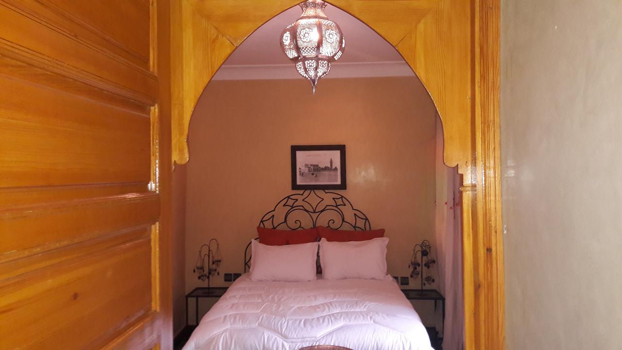 Riad La Porte Des 5 Jardins Marrakesh Esterno foto