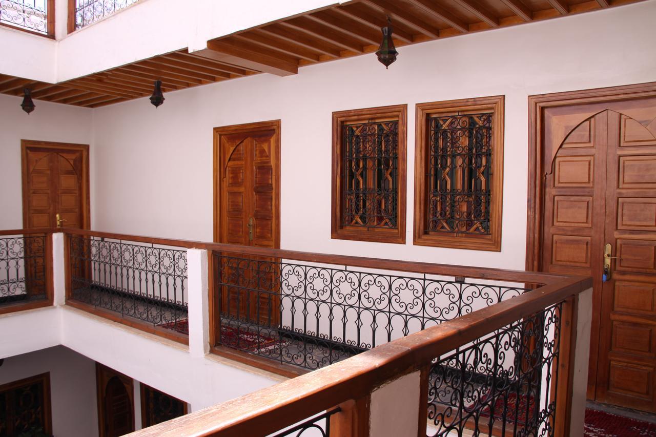 Riad La Porte Des 5 Jardins Marrakesh Esterno foto