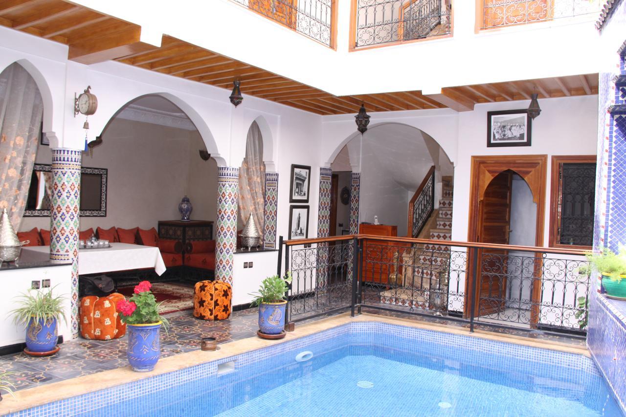 Riad La Porte Des 5 Jardins Marrakesh Esterno foto