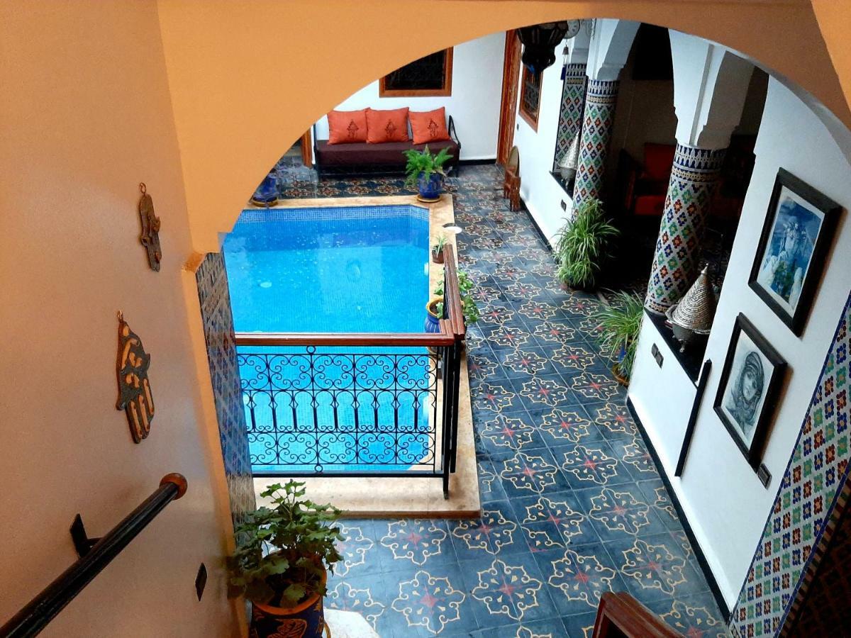 Riad La Porte Des 5 Jardins Marrakesh Esterno foto