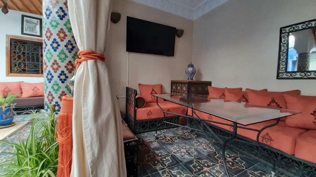 Riad La Porte Des 5 Jardins Marrakesh Esterno foto