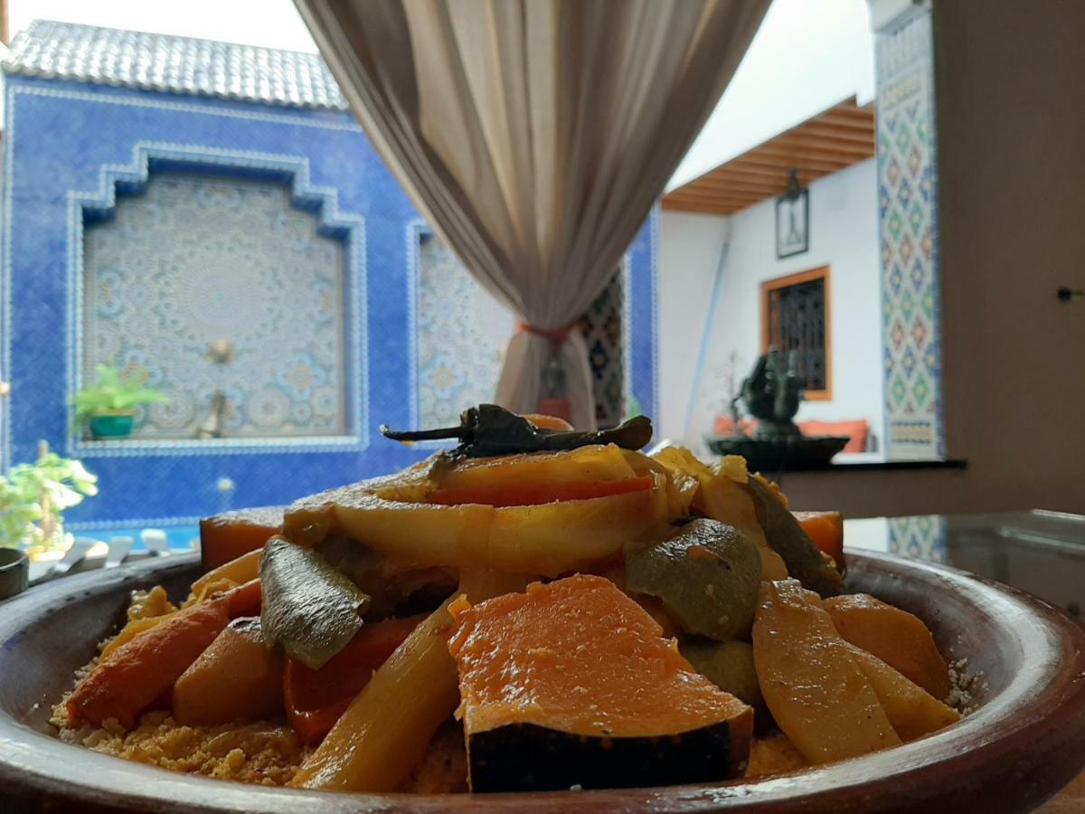 Riad La Porte Des 5 Jardins Marrakesh Esterno foto